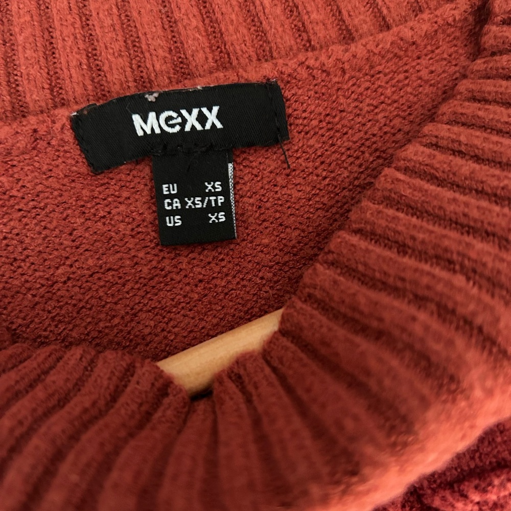 Mexx Deep Rust Knit Pullover - Picture 6 of 7